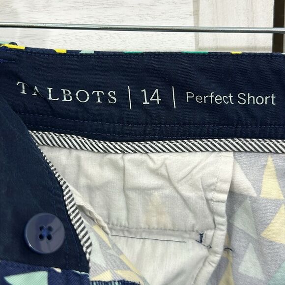 Talbots The Perfect Shorts Size 14 Geometric Print - Picture 7 of 8